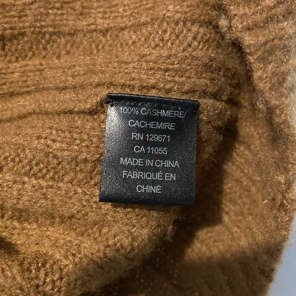 Cashmere mock neck sweater - Picture 3 of 3